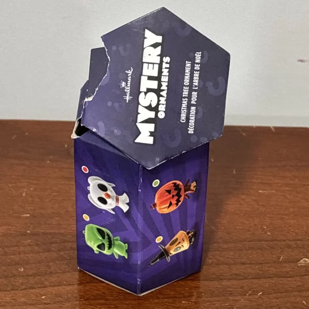 2025 HALLMARK NIGHTMARE BEFORE CHRISTMAS CHASE PUMPKIN KING MYSTERY ORNAMENT
